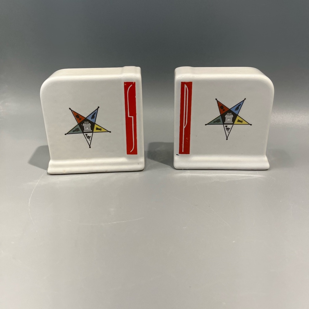 Rare Vintage PAIR Deco Masonic Eastern Star Salt & Pepper Shakers 3" Square MCM